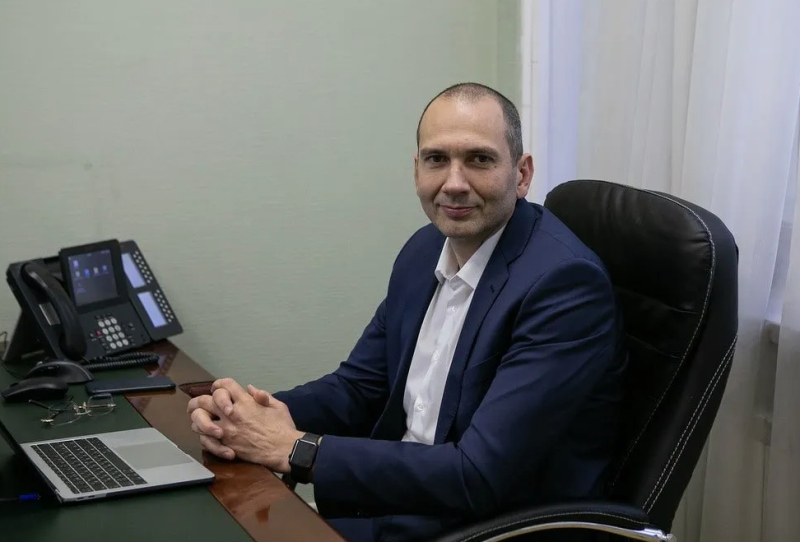 Shot: экс-замминистр труда покончил с собой после рождения ребёнка