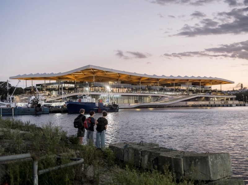 Сиднейский рыбный рынок открыт для посетителей в Австралии