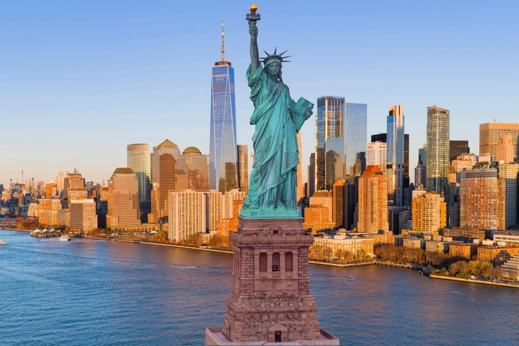 США прекращает выдачу иммиграционных виз гражданам 75 стран, включая Россию