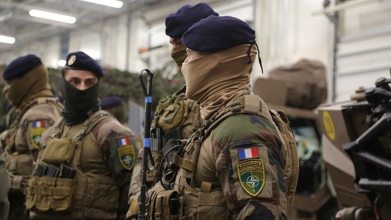 Стало известно о присутствии французских военных на Украине: как их маскируют уже четыре года