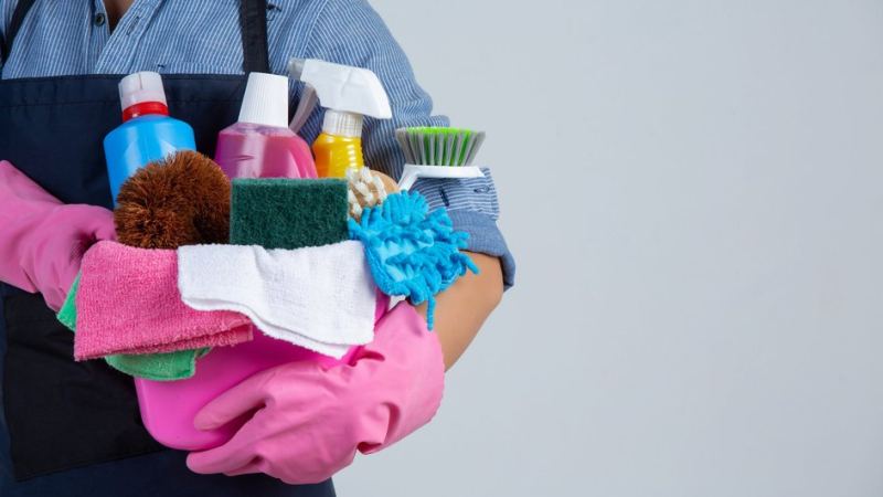 Средства для уборки душевой кабины