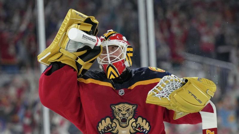 Трамп назвал Бобровского легендарным вратарем