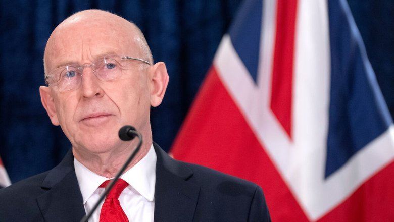 Захарова назвала влажными фантазиями слова Хили о похищении Путина