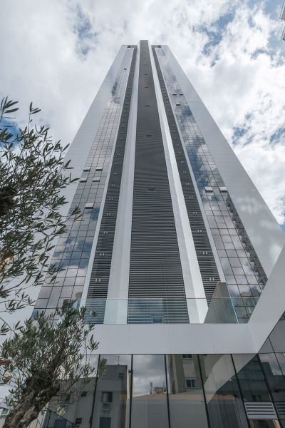 Завершено строительство небоскрёба "Vitra" в Бразилии