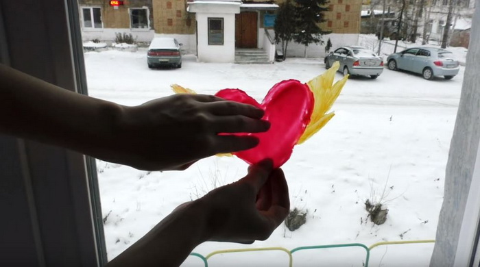 #Лучшедома: Ярко декорируем окна за копейки на длинных выходных