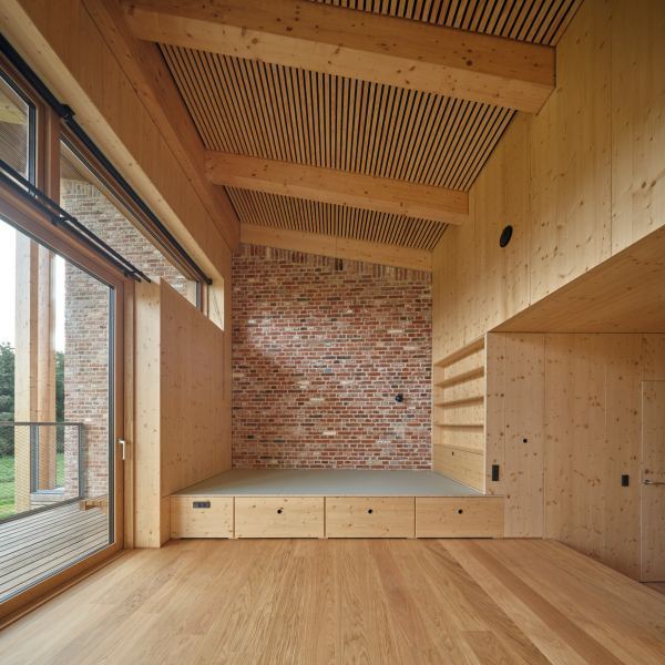 Завершено строительство Колледжа ремёсел в Хернинге, Дания