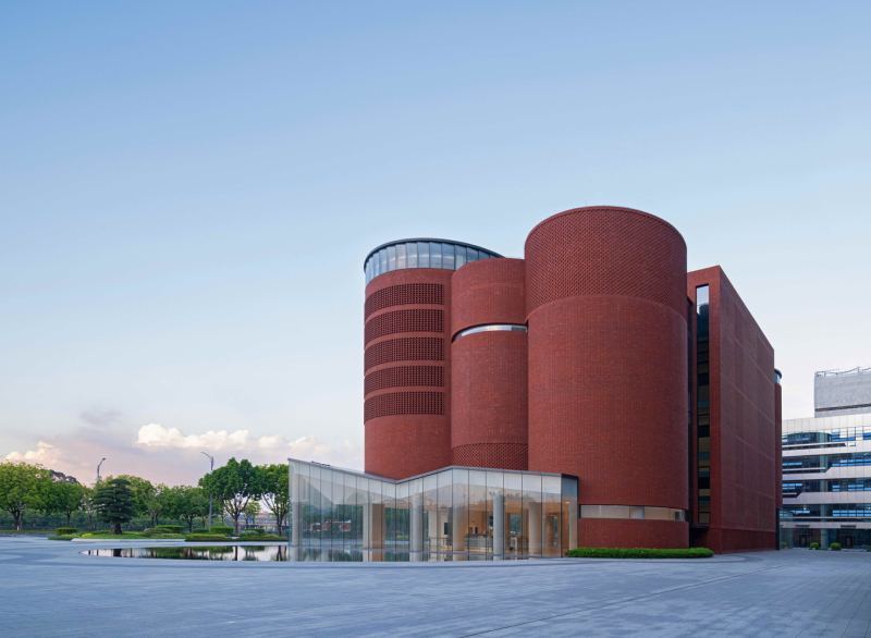 Завершён Музей парфюмерии Xuelei в городе Гуанчжоу, Китай